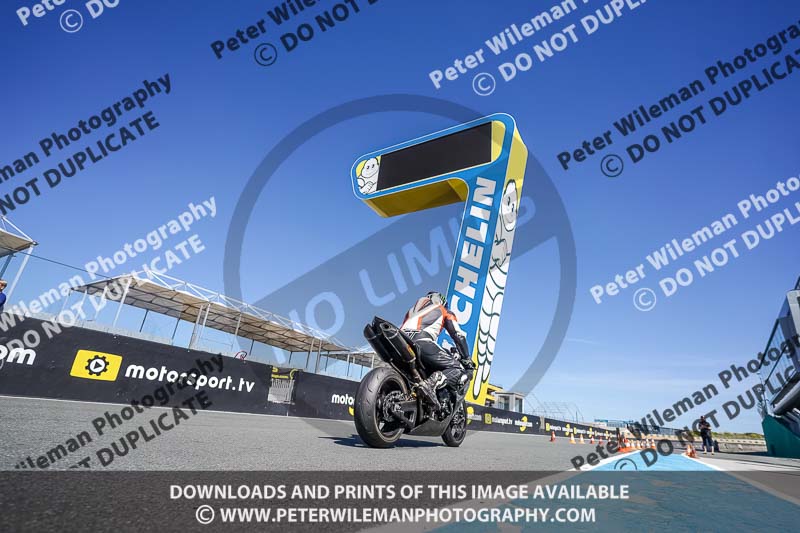 France;Le Mans;event digital images;motorbikes;no limits;peter wileman photography;trackday;trackday digital images